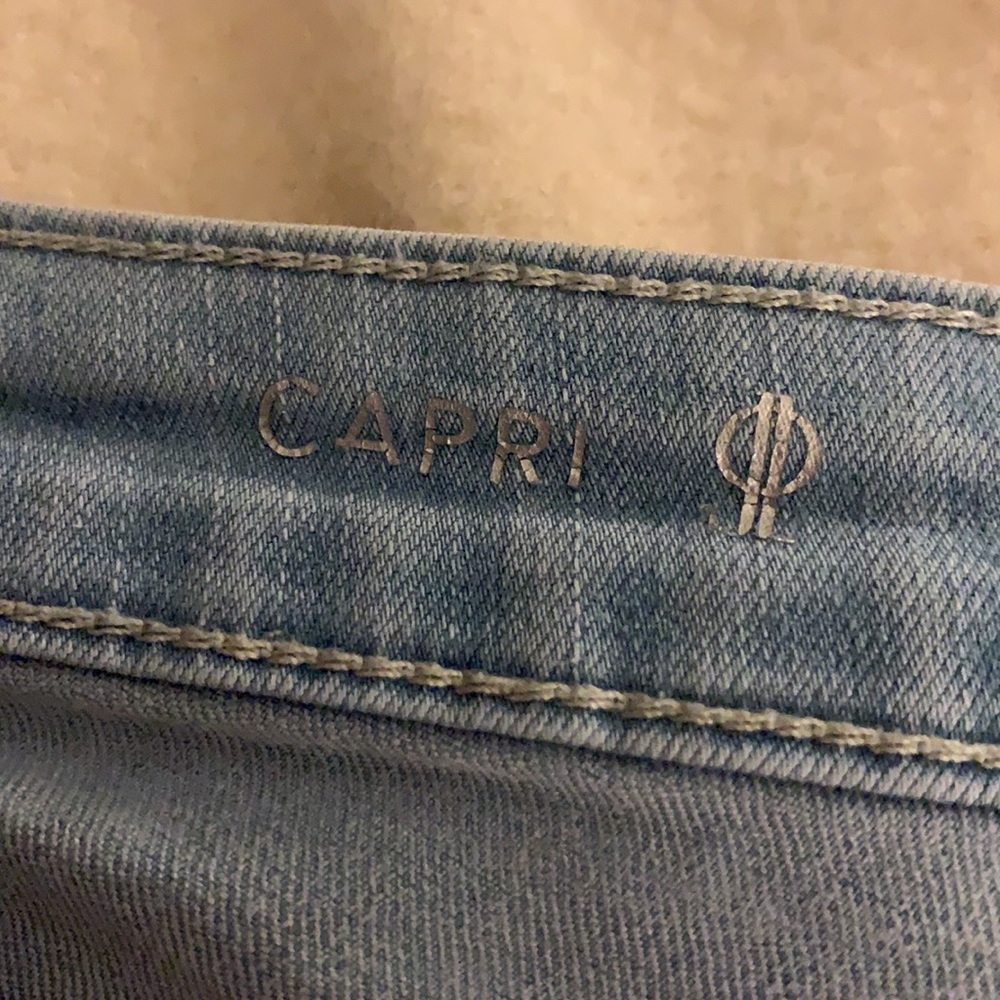 JLo Jean Capris - Picture 10 of 13